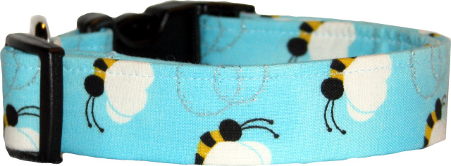 Aqua Glitter Bees Dog Collar