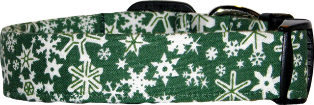 Green & White Snowflakes Handmade Dog Collar