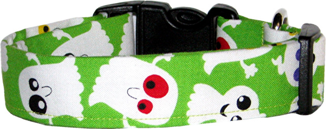 BIg Silly Ghosts on Lime Dog Collar