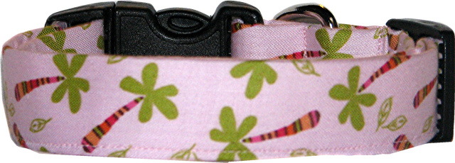 Cute Little Palm Trees on Pink Dog Collar