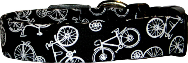 Black & White Mini Bicycles Dog Collar