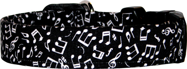 Black & White Music Notes Dog Collar